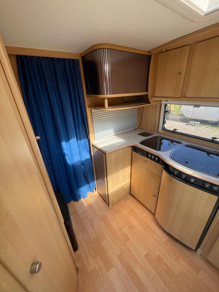 VENDIDO DETHLEFFS Camper 490 MOVER y PANEL SOLAR - Imagen 7