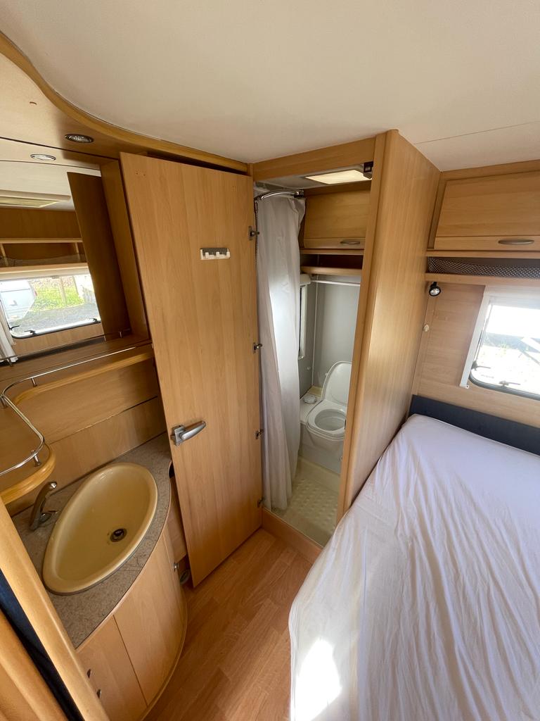 VENDIDO DETHLEFFS Camper 490 MOVER y PANEL SOLAR - Imagen 10