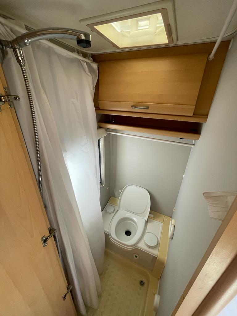 VENDIDO DETHLEFFS Camper 490 MOVER y PANEL SOLAR - Imagen 11
