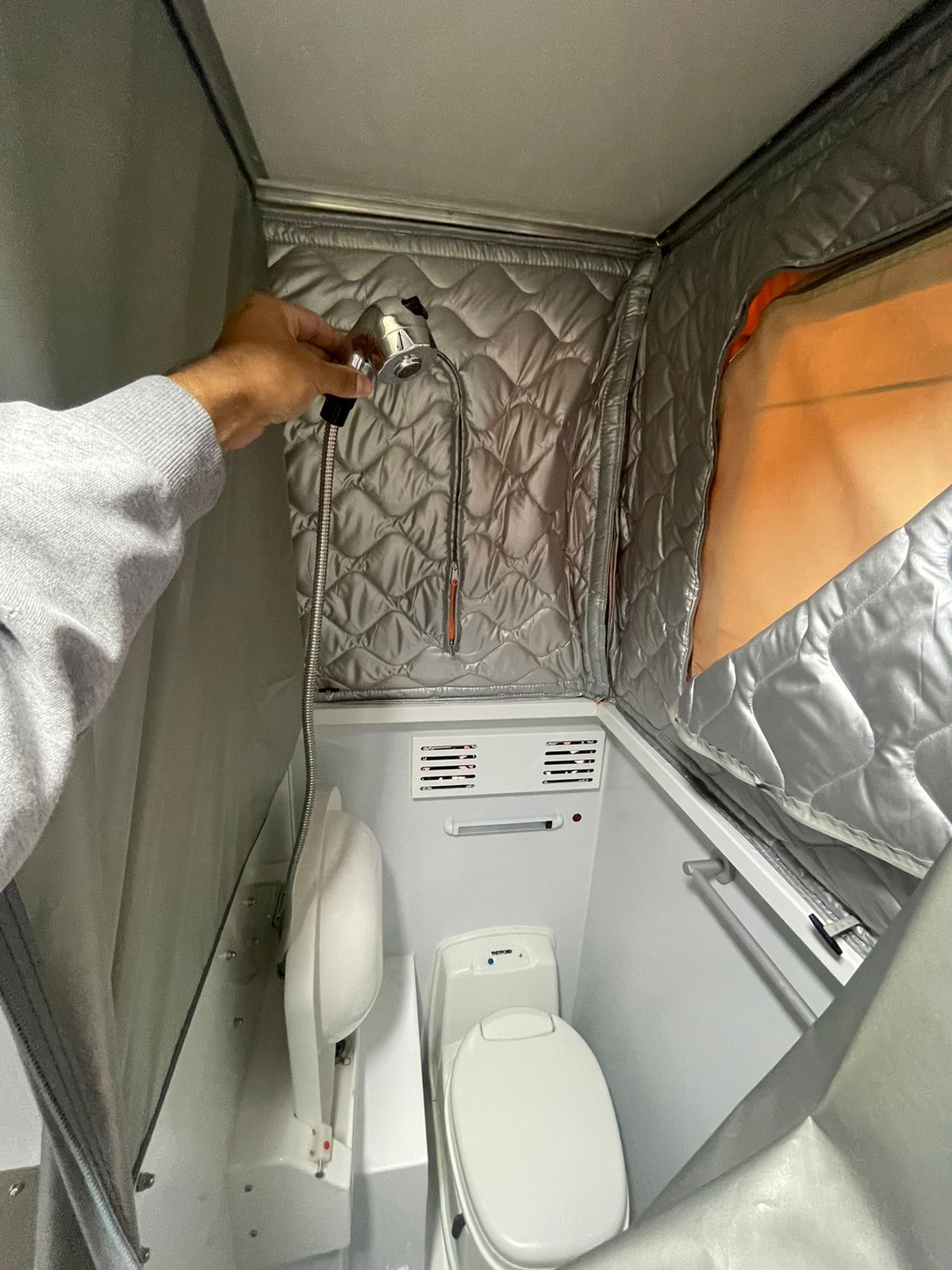 Camper Dolce Vita Roma Nuevo – Para 2 a 4 Personas - Imagen 9