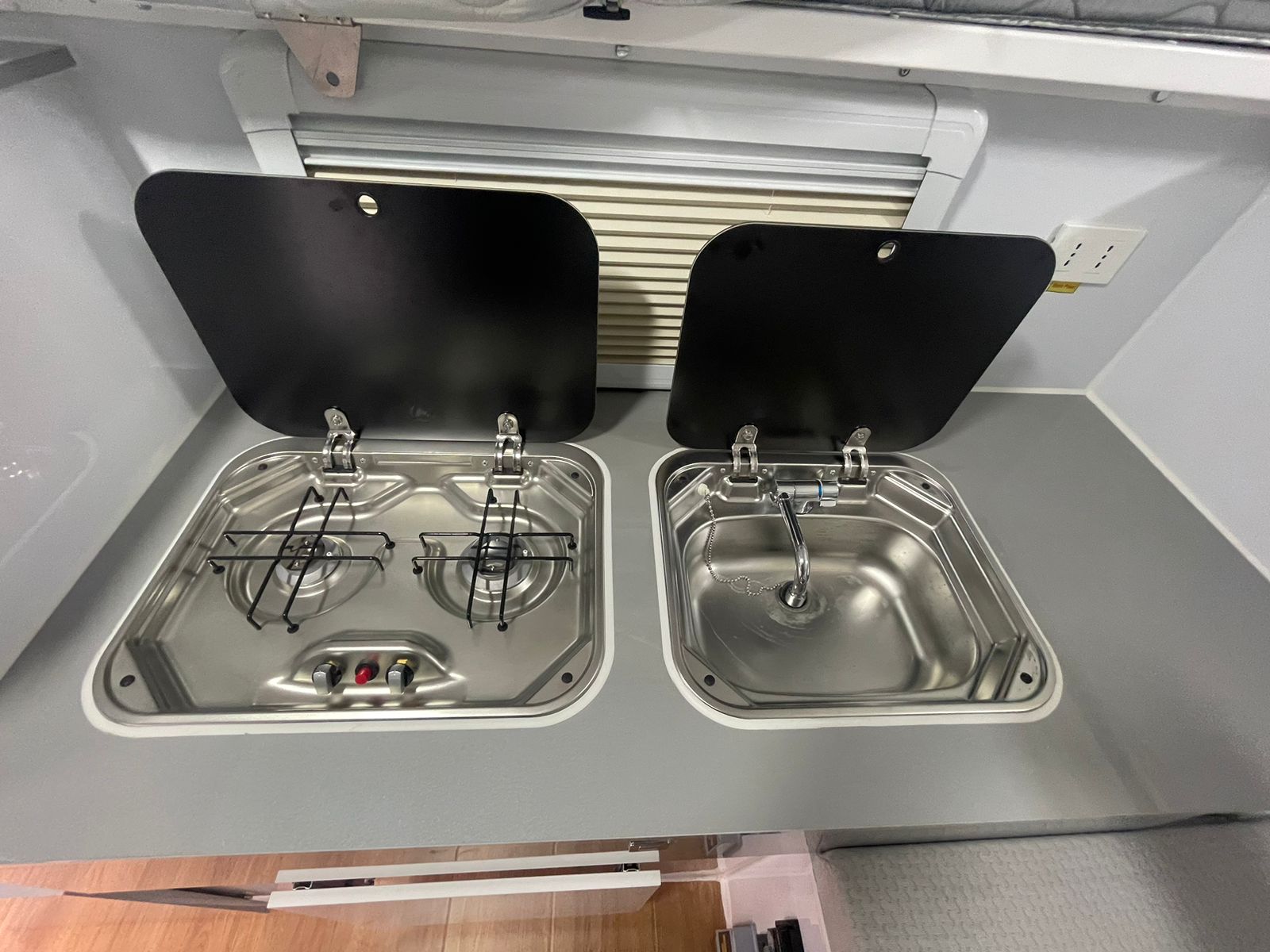 Camper Dolce Vita Roma Nuevo – Para 2 a 4 Personas - Imagen 14