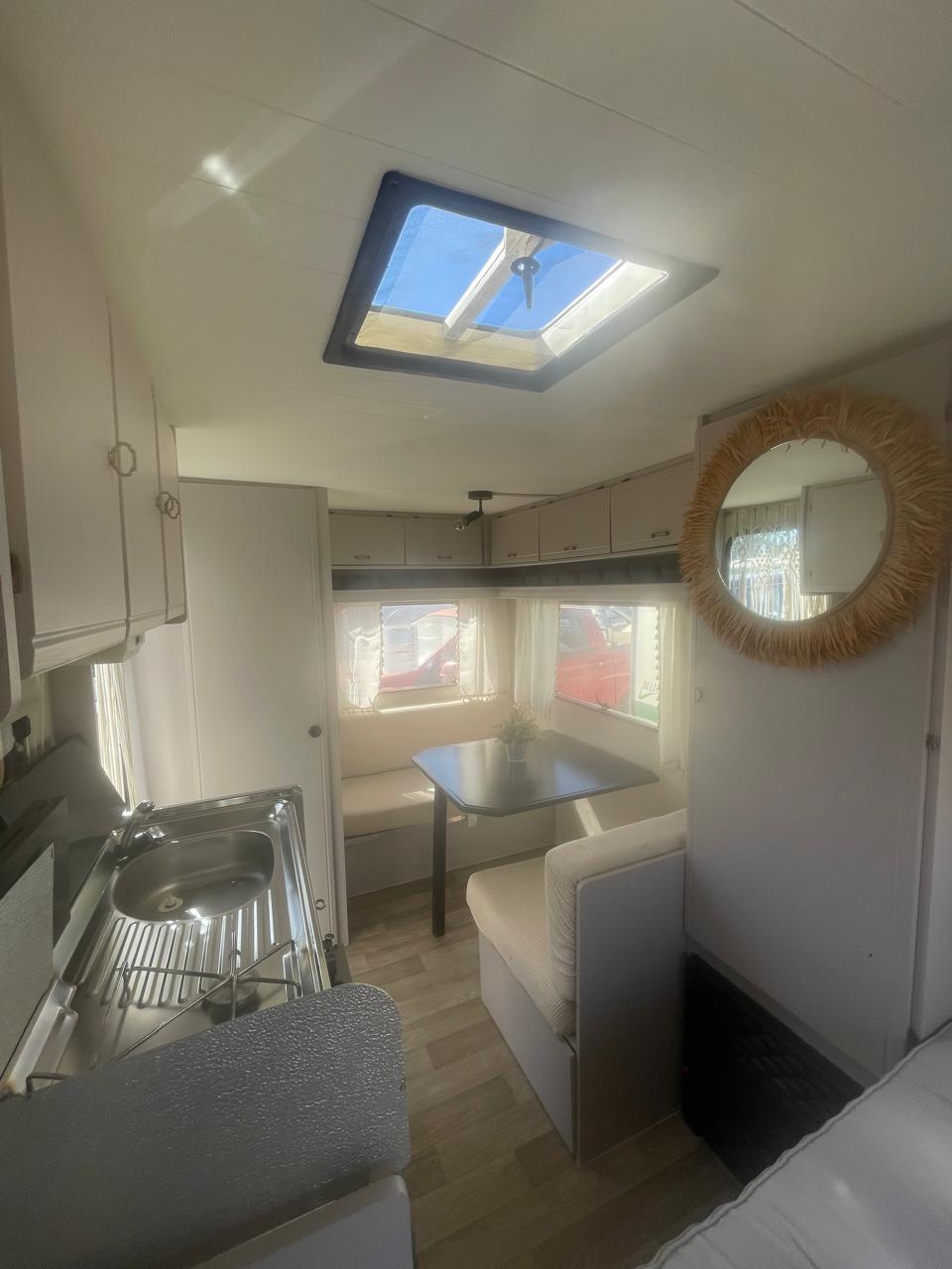 VENDIDO CARAVELAIR BRASILIA 395 4 Personas - Imagen 3
