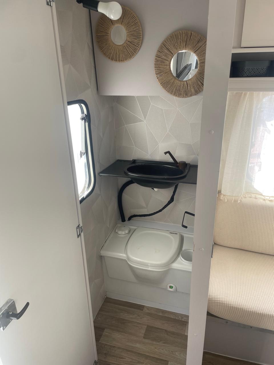 VENDIDO CARAVELAIR BRASILIA 395 4 Personas - Imagen 7