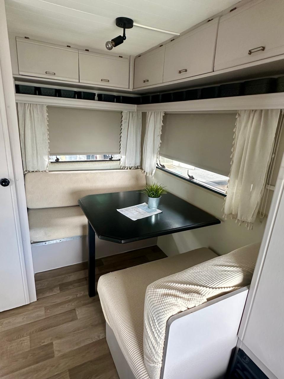VENDIDO CARAVELAIR BRASILIA 395 4 Personas - Imagen 5