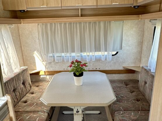 RESERVADA-Casa Rodante Caravelair Bamba 415 Año 1993