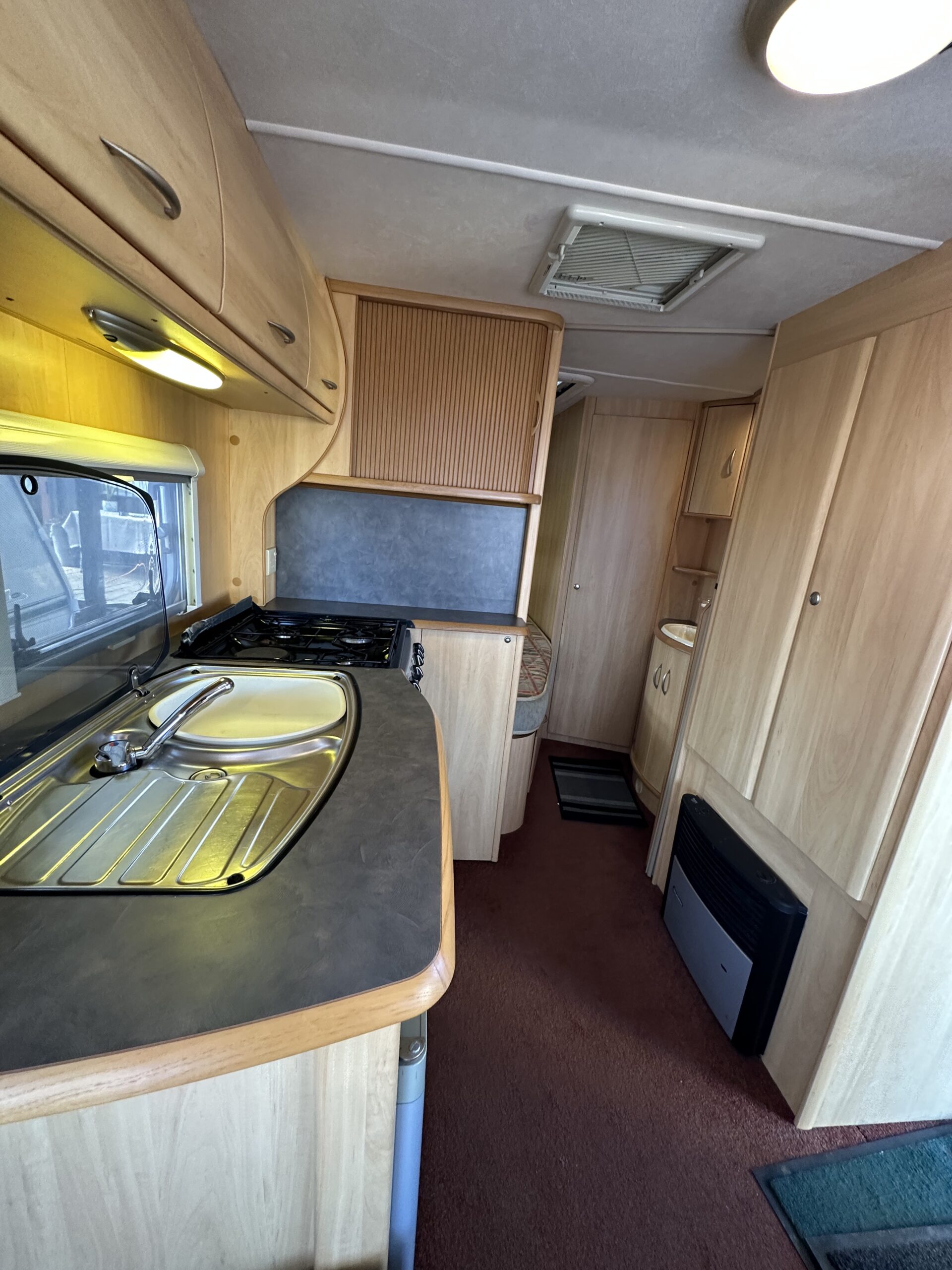RESERVADA-Casa Rodante Sterling Europa 490 Año 2003 – 4 Personas - Imagen 5