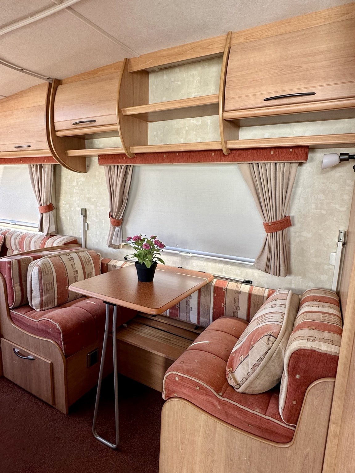Casa Rodante ACE Jubilee Globetrotter Año 2004 – 4 Personas - Imagen 3