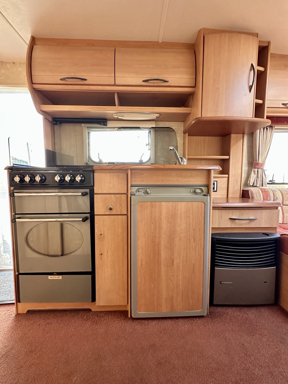 Casa Rodante ACE Jubilee Globetrotter Año 2004 – 4 Personas - Imagen 6