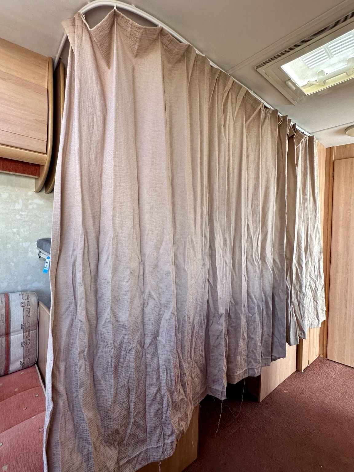 Casa Rodante ACE Jubilee Globetrotter Año 2004 – 4 Personas - Imagen 8